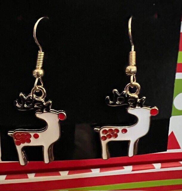 Christmas Earrings Goldtone Reindeer